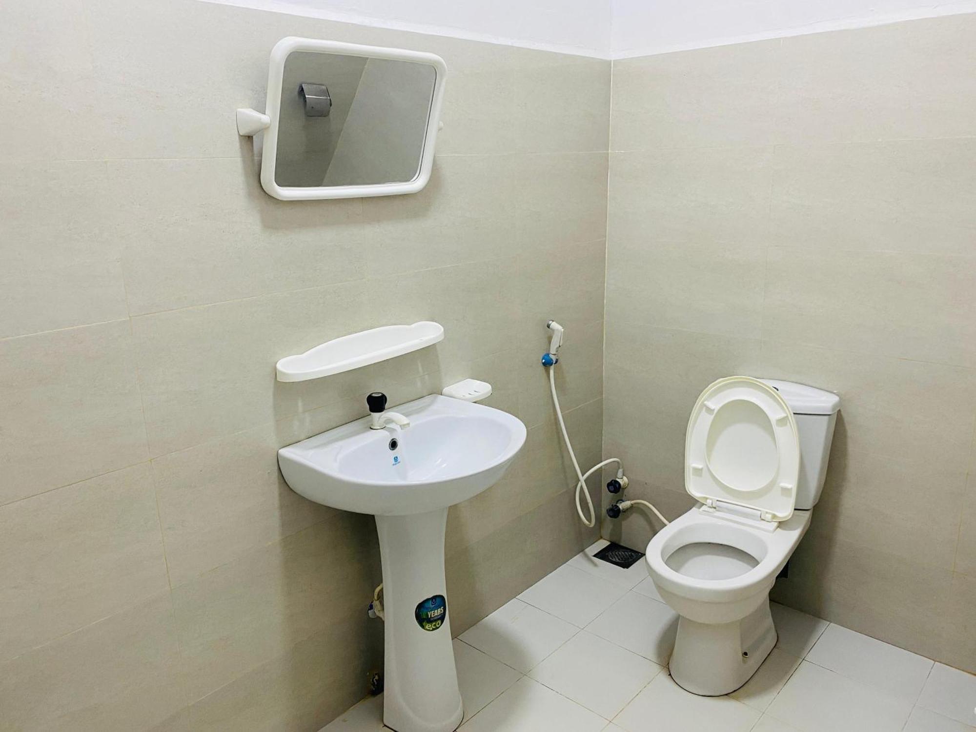 White Villa Hotel Trincomalee Εξωτερικό φωτογραφία